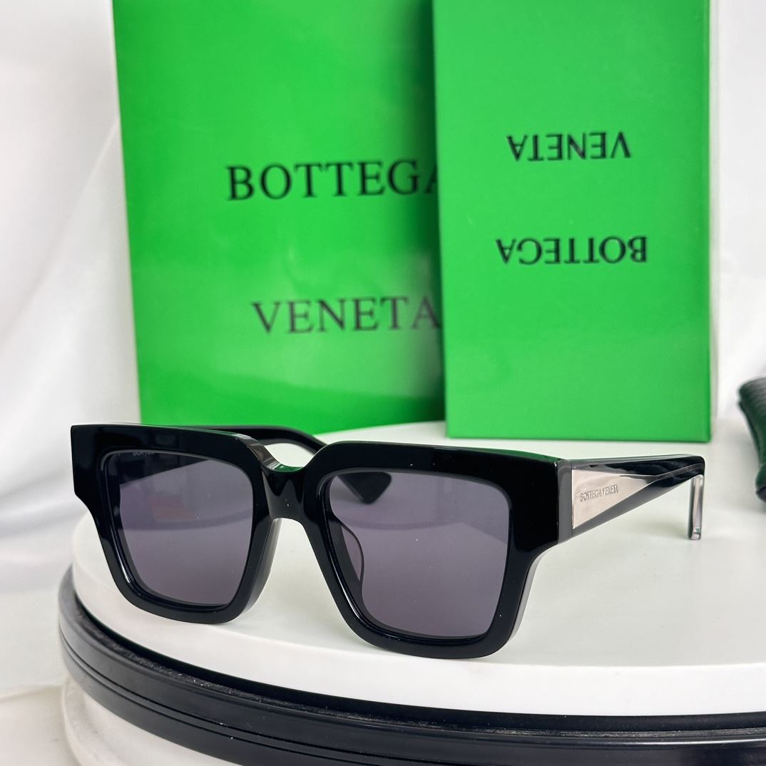 Bottega Veneta Sunglasses